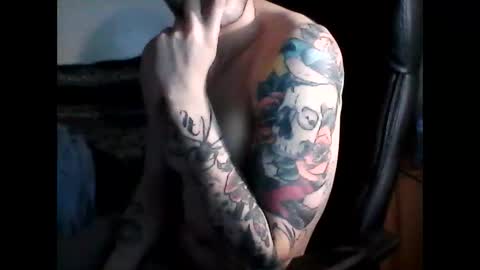 shyboyhugecum2020 online show from 01.27.25