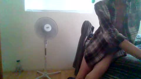 Snapshot of shyboyjohnnie chatting on 07.17.26 shyboyjohnnie online show from 07.17.26