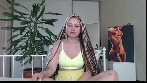 Snapshot of shyevaa chatting on 06.25.26 Eva online show from 06.25.26