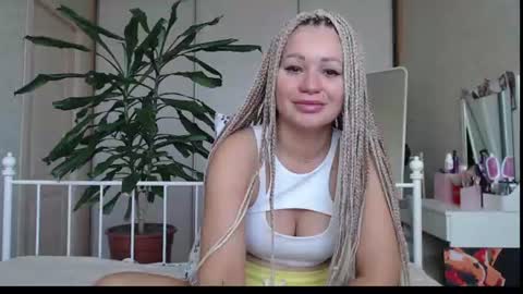 Snapshot of shyevaa chatting on 07.14.26 Eva online show from 07.14.26