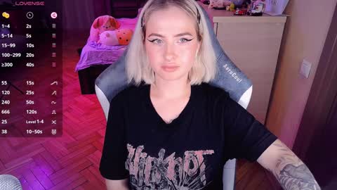 Effie online show from 12.18.24