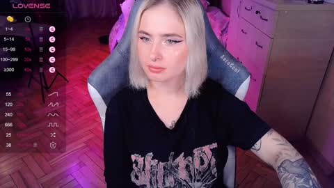 Effie online show from 12.20.24