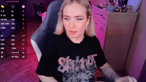 Effie online show from 01.29.25