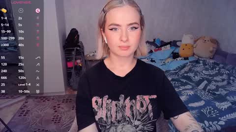 Effie online show from 02.05.25