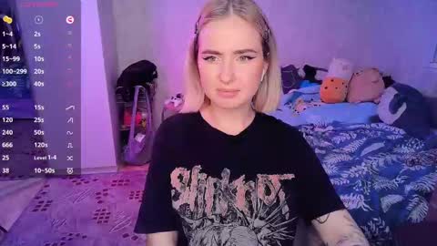 Effie online show from 02.13.25