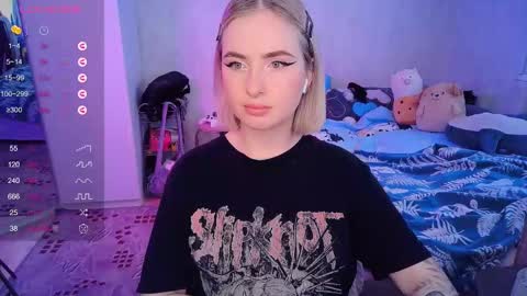 Effie online show from 02.14.25