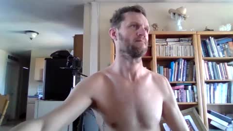 Snapshot of shyguy9387 chatting on 03.09.25 shyguy9387 online show from 03.09.25