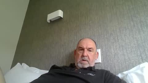 Snapshot of shyguytm chatting on 12.03.24 shyguytm online show from 12.03.24