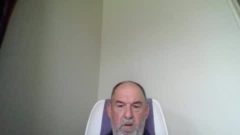 Snapshot of shyguytm chatting on 02.06.25 shyguytm online show from 02.06.25