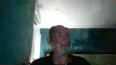 Snapshot of shyguytm chatting on 09.16.25 shyguytm online show from 09.16.25