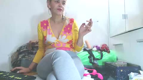 Shyhotsquirt online show from 02.09.25