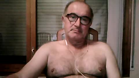 Snapshot of shymmy10 chatting on 07.25.26 shymmy10 online show from 07.25.26