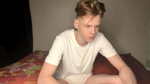 Snapshot of shyredstar chatting on 12.22.24 Tom and Betty online show from 12.22.24