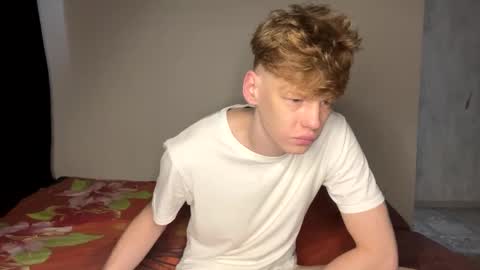 Snapshot of shyredstar chatting on 12.23.24 Tom and Betty online show from 12.23.24