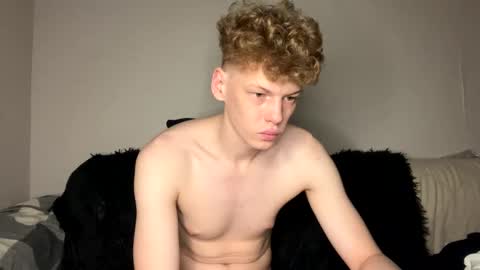 Snapshot of shyredstar chatting on 12.24.24 Tom and Betty online show from 12.24.24