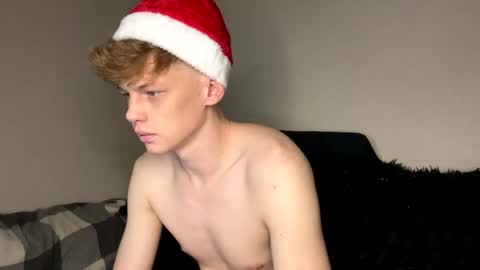 Snapshot of shyredstar chatting on 12.24.24 Tom and Betty online show from 12.24.24