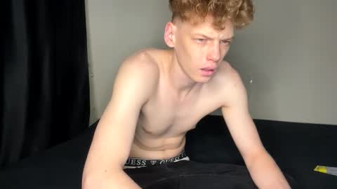 Snapshot of shyredstar chatting on 12.27.24 Tom and Betty online show from 12.27.24