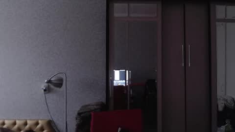 Snapshot of shyredstar chatting on 01.31.25 Tom and Betty online show from 01.31.25