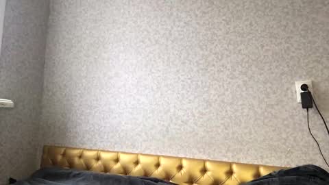 Snapshot of shyredstar chatting on 02.02.25 Tom and Betty online show from 02.02.25