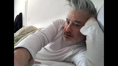 Snapshot of sibemolx chatting on 02.15.26 sibemolx online show from 02.15.26