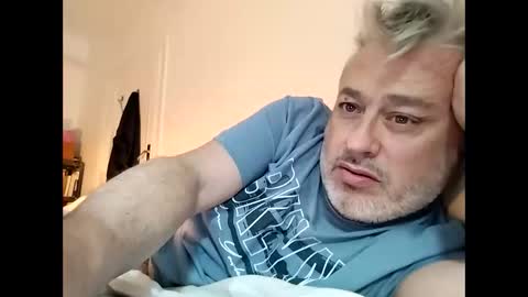 Snapshot of sibemolx chatting on 03.25.26 sibemolx online show from 03.25.26