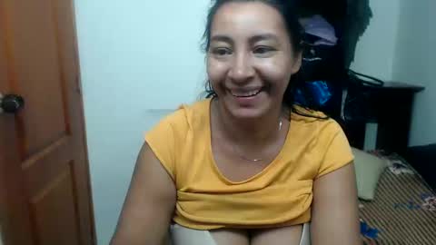 Snapshot of siblley chatting on 02.06.25 sara online show from 02.06.25
