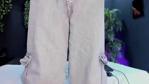 SIENA MORALES online show from 02.20.25