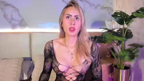 sienna belluccii online show from 08.06.26