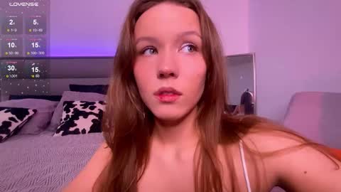 Lisa online show from 12.04.25