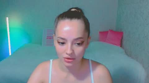 Sienna Mia online show from 07.09.26