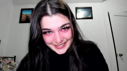 Snapshot of sierrasquirter chatting on 02.05.25 Sierra online show from 02.05.25
