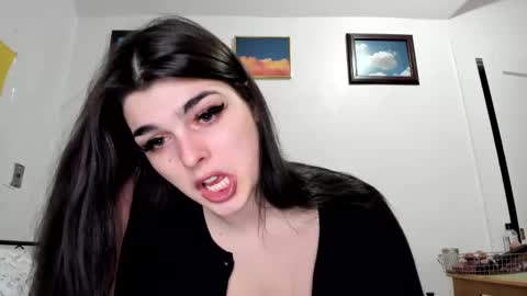 Snapshot of sierrasquirter chatting on 02.26.25 Sierra online show from 02.26.25