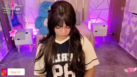 Siiam Tay online show from 09.24.25