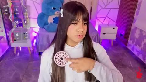 Siiam Tay online show from 12.15.25