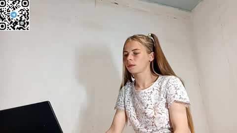 Snapshot of silentpassion567 chatting on 06.04.26 JULIANA online show from 06.04.26