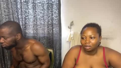 Snapshot of silkyandmaster chatting on 02.25.26 silkyandmasterr online show from 02.25.26