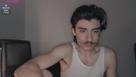 Snapshot of silly_cybin chatting on 10.15.25 cybin online show from 10.15.25