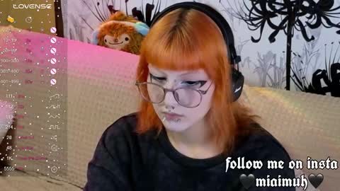 Mia online show from 09.14.25