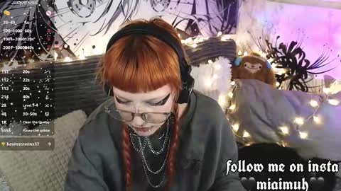 Snapshot of silly_soul chatting on 02.25.26 Mia online show from 02.25.26