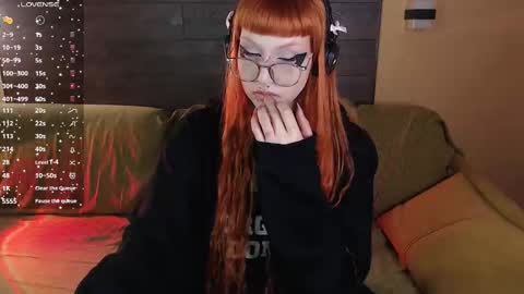 Snapshot of silly_soul chatting on 03.15.26 Mia online show from 03.15.26