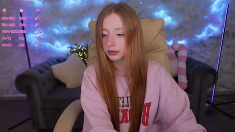 Snapshot of silverrmoon chatting on 02.05.25 Kristina Kris online show from 02.05.25