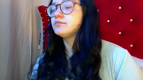 Snapshot of silvia_ls chatting on 12.13.25 silvia_ls online show from 12.13.25