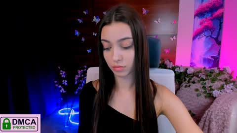 Snapshot of silvia_queen1 chatting on 12.07.24 Silvia nude in pvt  online show from 12.07.24