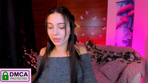 Snapshot of silvia_queen1 chatting on 12.21.24 Silvia nude in pvt  online show from 12.21.24