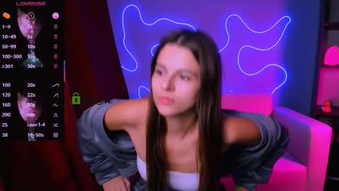 Snapshot of silvia_queen1 chatting on 10.05.25 Silvia nude in pvt  online show from 10.05.25