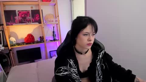 Snapshot of sima_wendy chatting on 02.04.26 Wendy help me get get 69 likes online show from 02.04.26