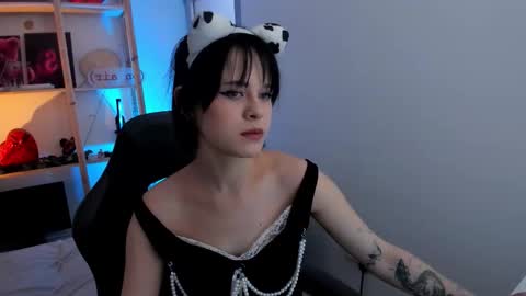 Snapshot of sima_wendy chatting on 02.06.26 Wendy help me get get 69 likes online show from 02.06.26