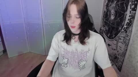 Snapshot of simochka_ chatting on 05.27.26 Simochka online show from 05.27.26