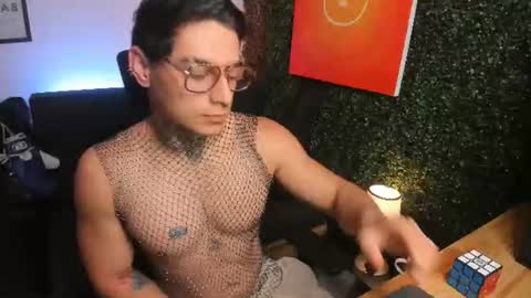 Snapshot of simon_cortes chatting on 07.08.26 Simon Cortes online show from 07.08.26