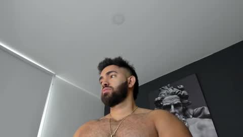 simon_leon01 online show from 02.17.25